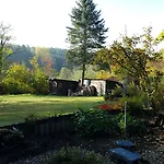 Gemuetliches Mit Grossem Garten, Ideal Fuer Naturliebhaber